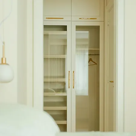 Brand New Luxury Apt, Supreme Location, Ndk Apartment